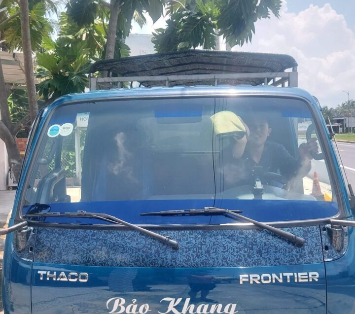 Film chống chói xe tải Thaco 2,4T [K029]